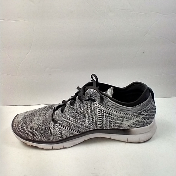 Nike Free TR Flyknit Running Sneakers Shoes Women's sz 8.5. - Picture 5 of 10
